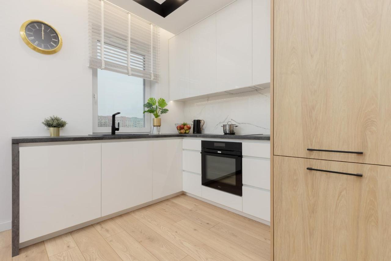 Loft Apartment With Parking In Warsaw By Noclegi Renters Zewnętrze zdjęcie