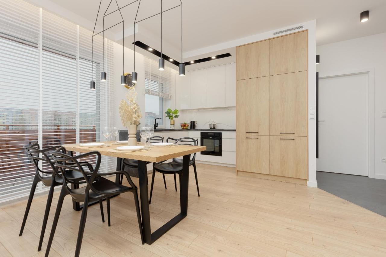 Loft Apartment With Parking In Warsaw By Noclegi Renters Zewnętrze zdjęcie